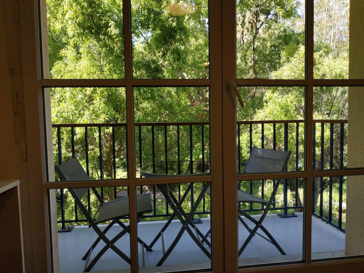 Bonvallet - Studio Paisible Et Chaleureux Avec Balcon Amiens Bagian luar foto